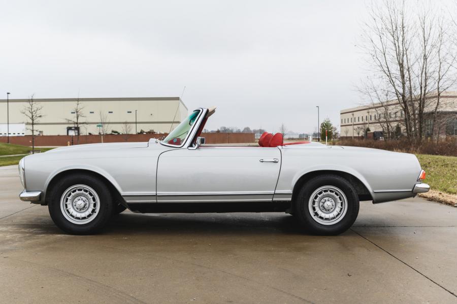  Mercedes-Benz 280 SL (W113) 1969 года  (EU) (фото 16 из 141)